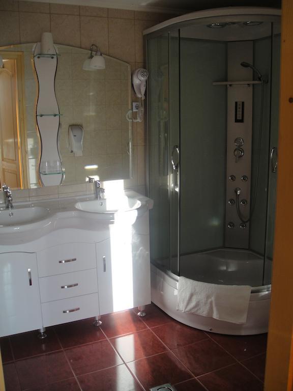 Hotel Paks Panzio Extérieur photo